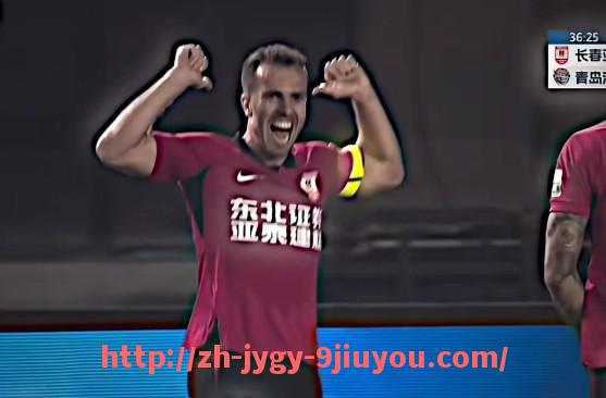 jiuyou九游娱乐-朗斯球队2024赛季欧冠表现与法甲联动分析
